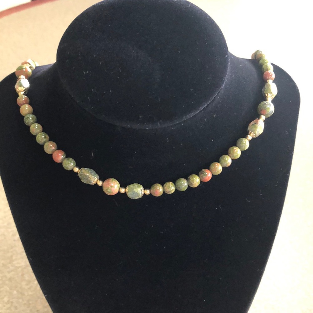 Agate necklace 24”